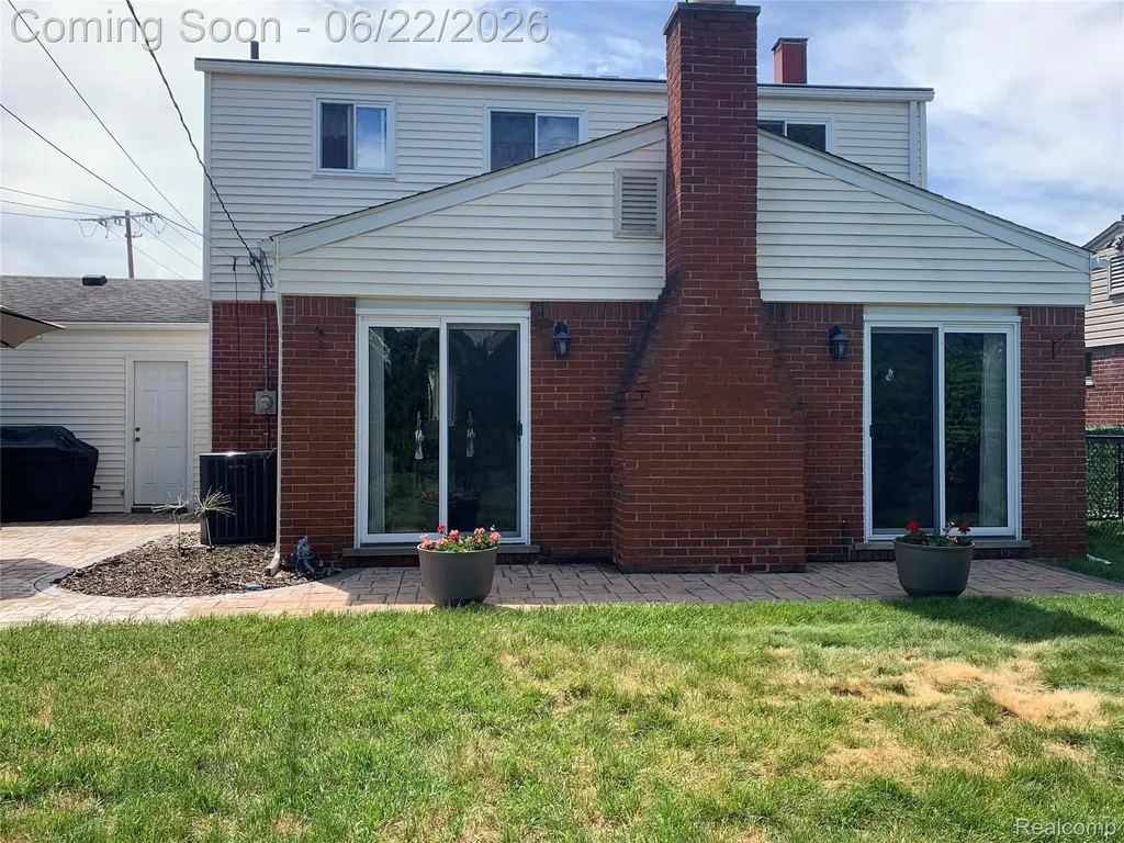 38420 Mason Street Livonia City MI 48154