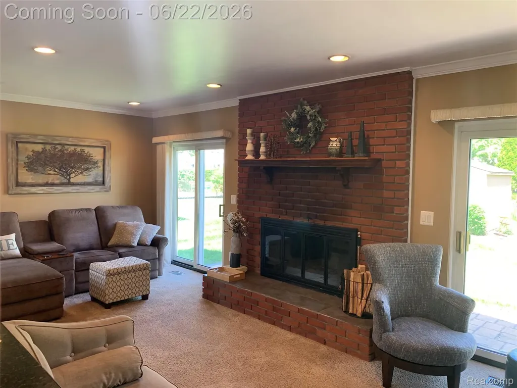 38420 Mason Street Livonia City MI 48154