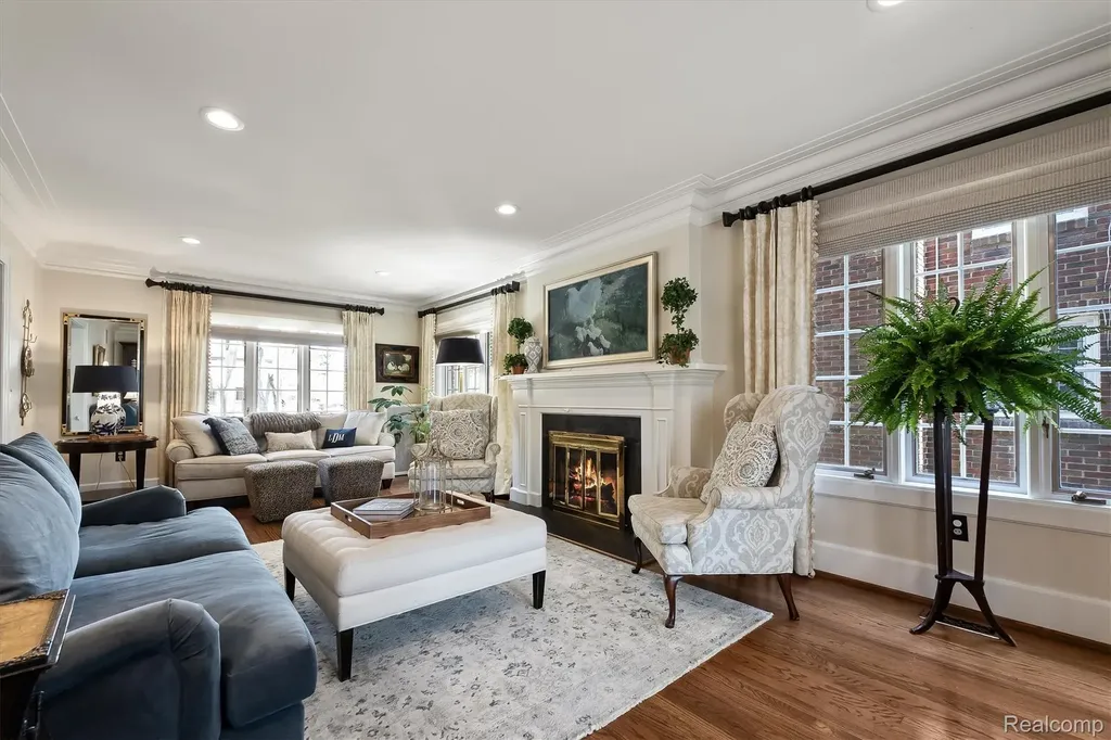 2009 Northwood Boulevard Royal Oak City MI 48073