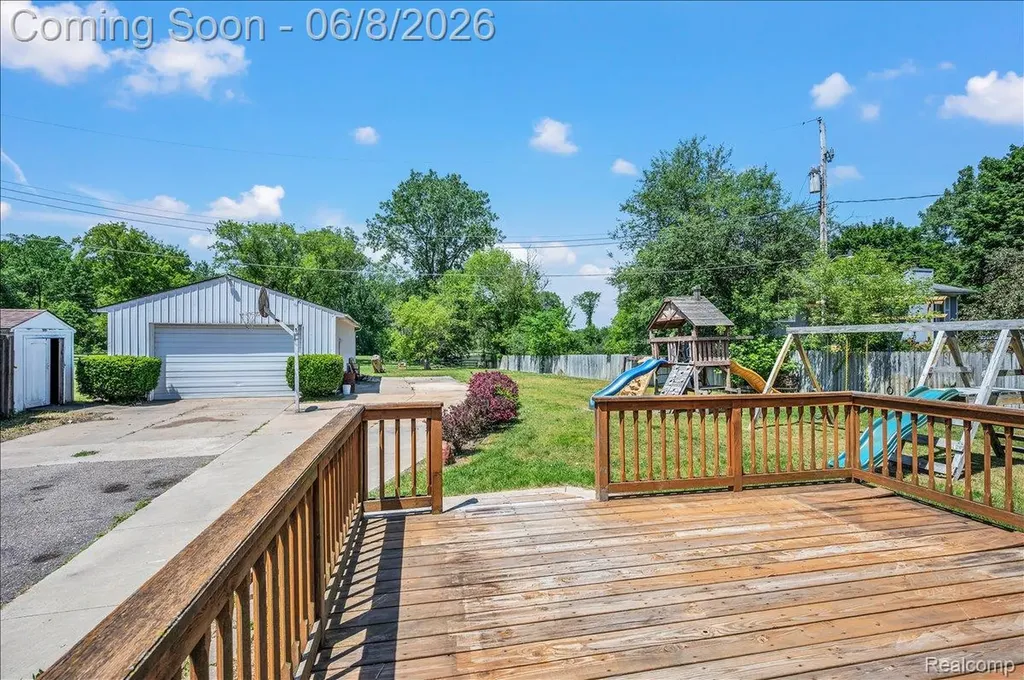 730 Bogie Lake Road White Lake Charter Township MI 48383