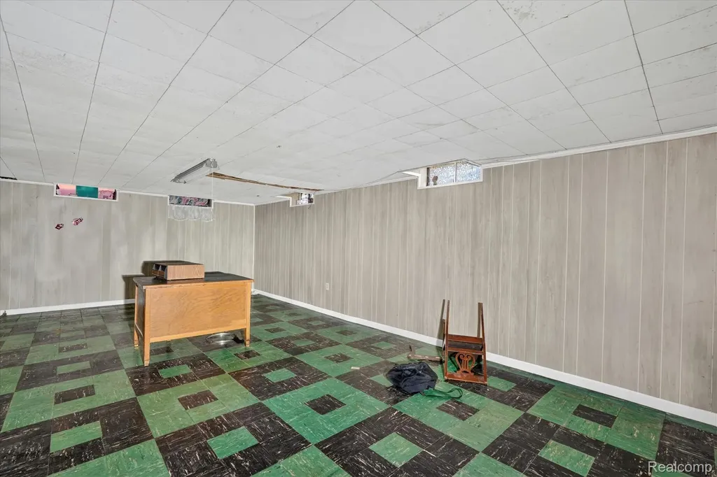 2091 N Irish Road Davison Township MI 48423