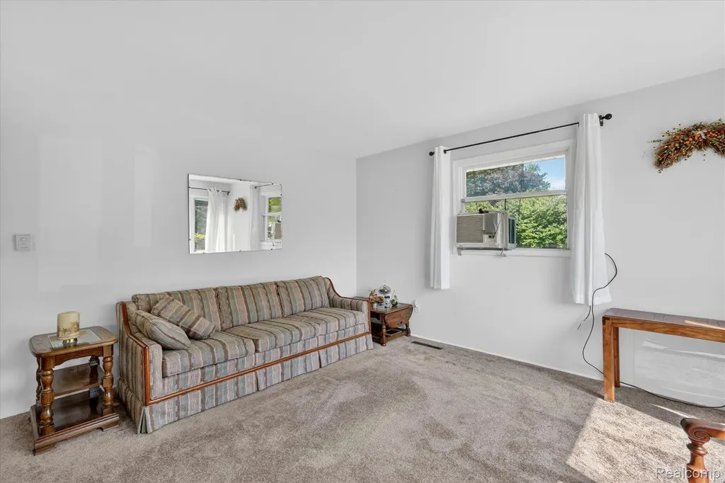 2091 N Irish Road Davison Township MI 48423