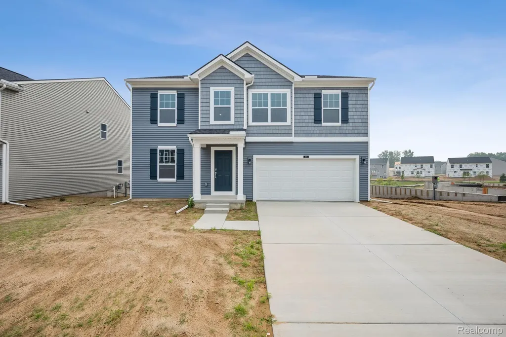 408 Hidden River W Holly Township MI 48442