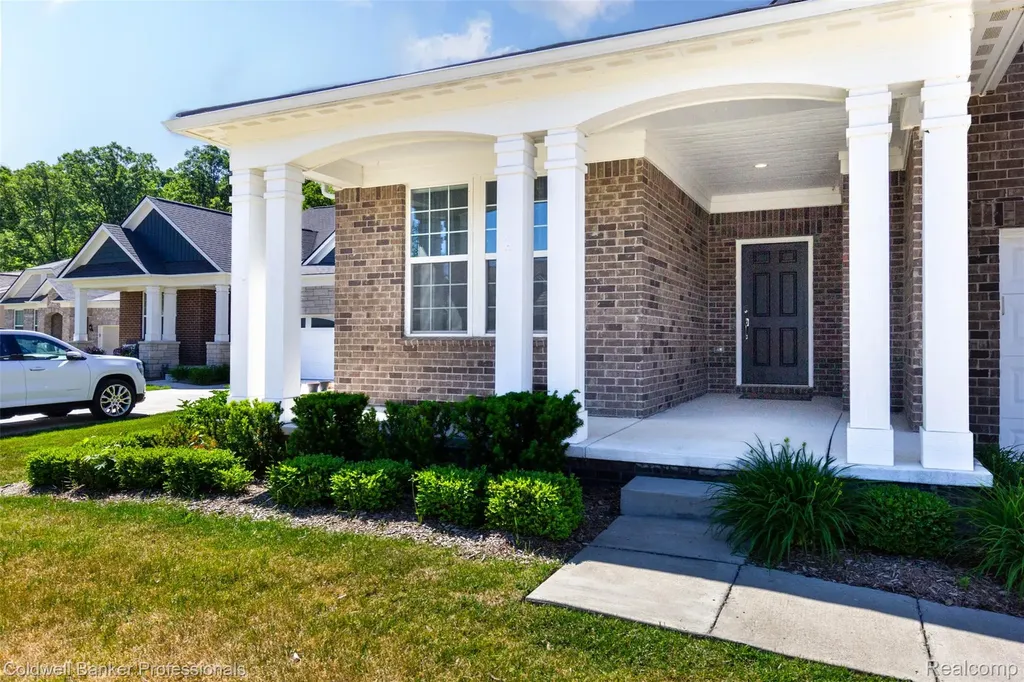 50047 Norfolk Court Canton Charter Township MI 48188