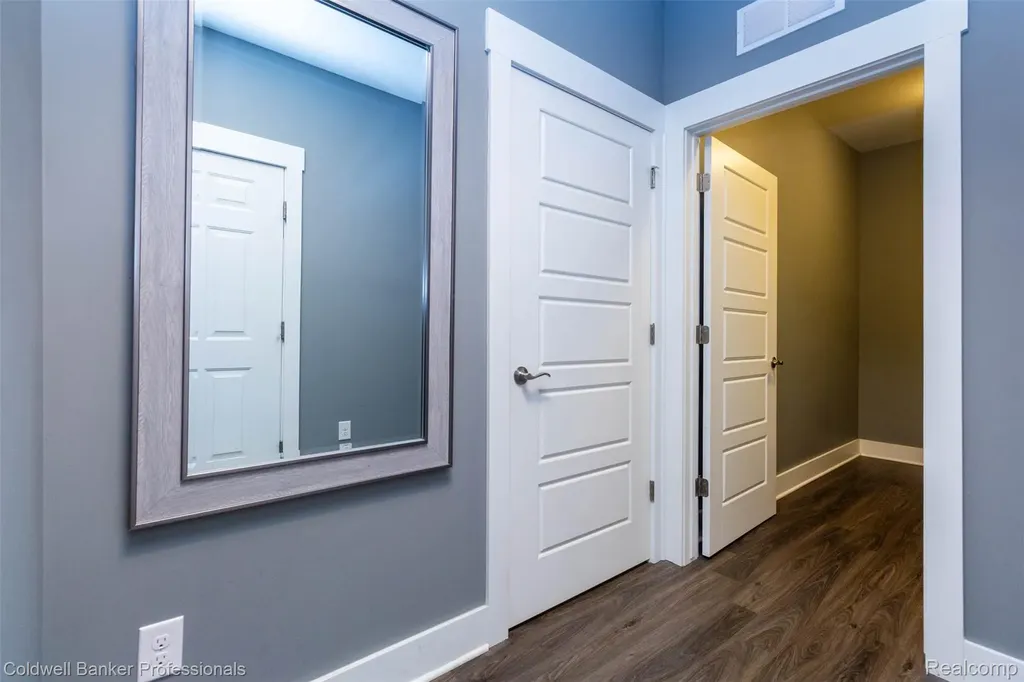 50047 Norfolk Court Canton Charter Township MI 48188