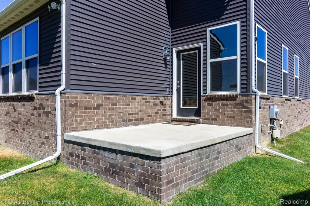 50047 Norfolk Court Canton Charter Township MI 48188