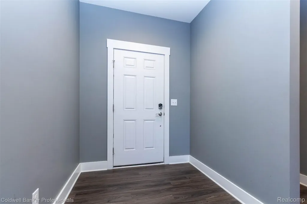 50047 Norfolk Court Canton Charter Township MI 48188