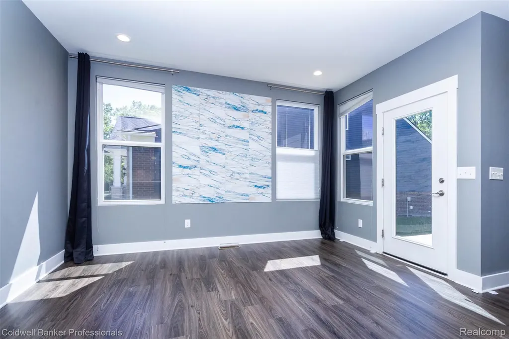50047 Norfolk Court Canton Charter Township MI 48188