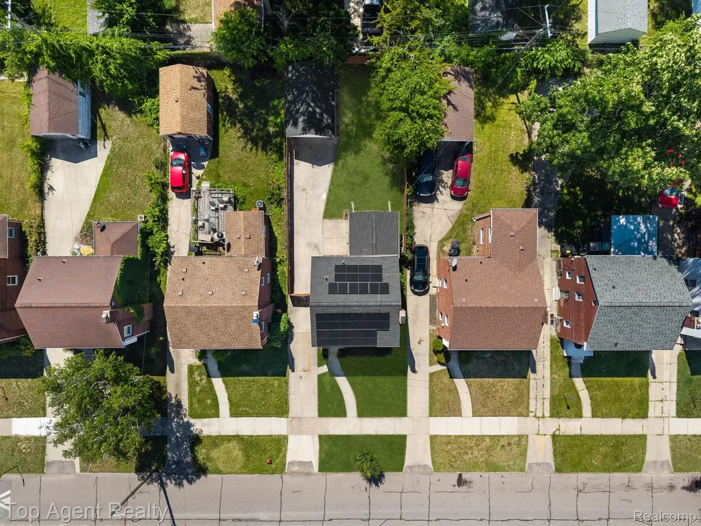 17585 Faust Avenue Detroit City MI 48219