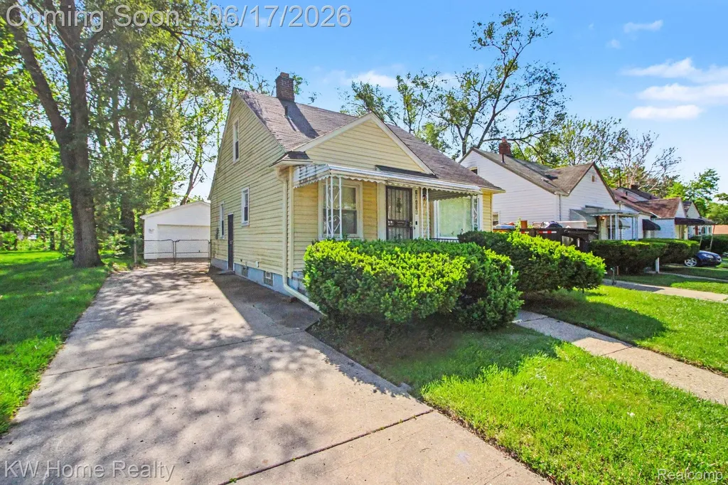18426 Winthrop Street Detroit City MI 48235