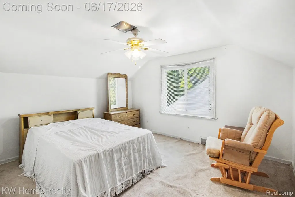 18426 Winthrop Street Detroit City MI 48235