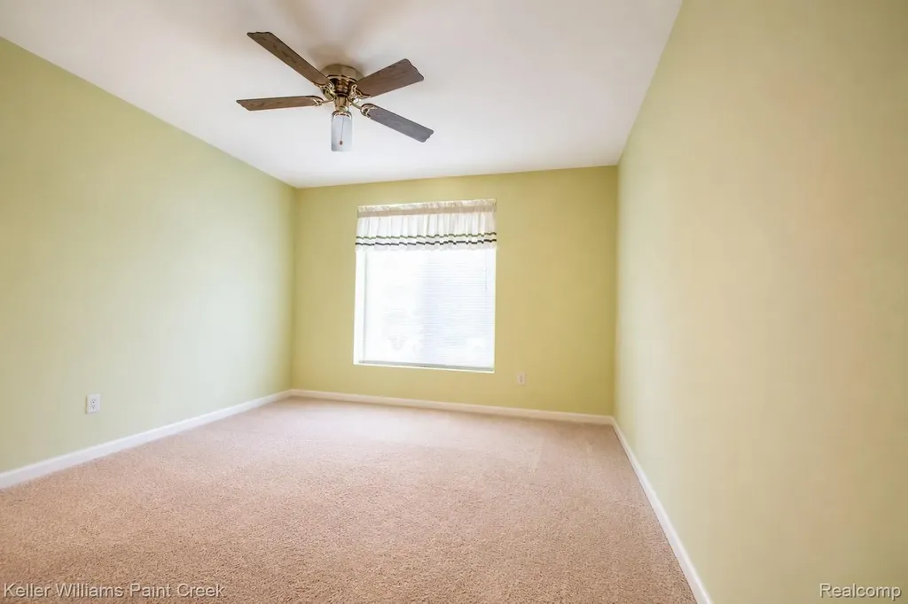 1447 Oakstone Drive Rochester Hills City MI 48309