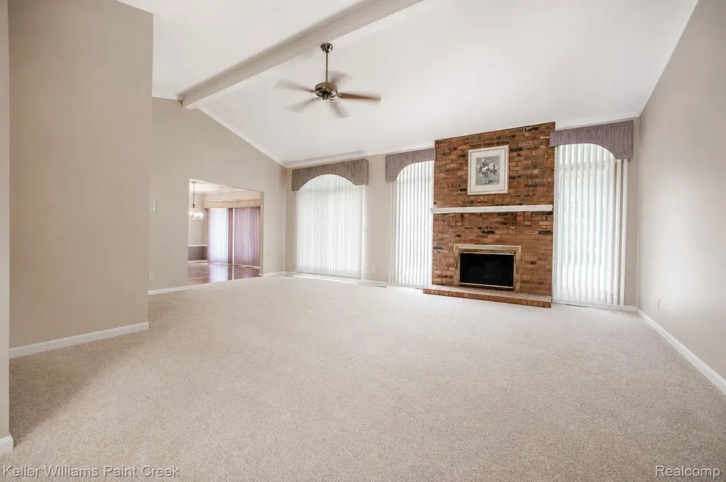 1447 Oakstone Drive Rochester Hills City MI 48309