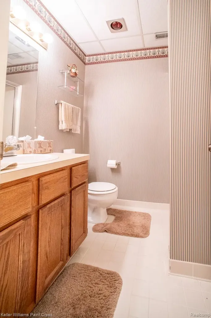 1447 Oakstone Drive Rochester Hills City MI 48309