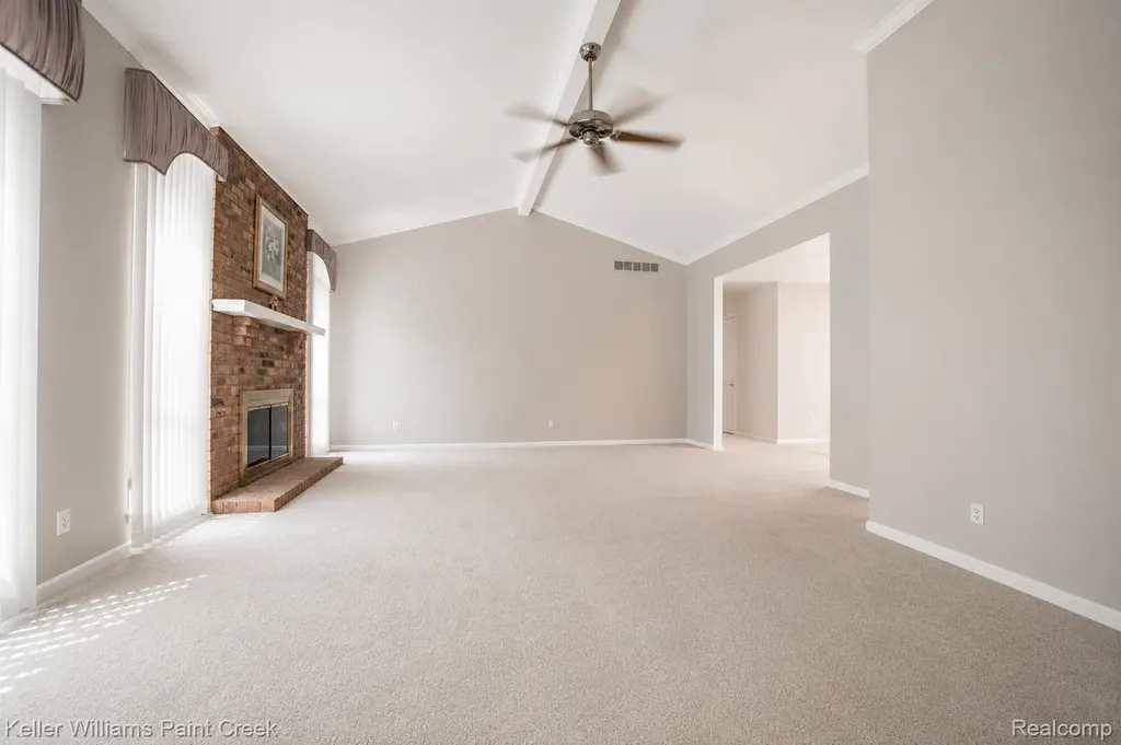 1447 Oakstone Drive Rochester Hills City MI 48309