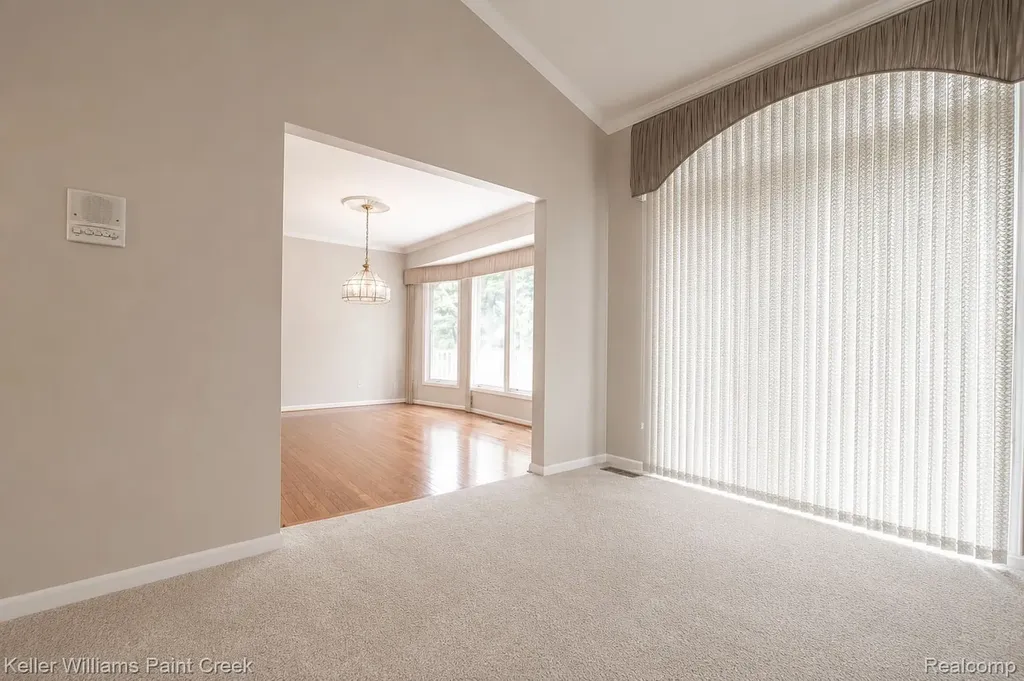 1447 Oakstone Drive Rochester Hills City MI 48309