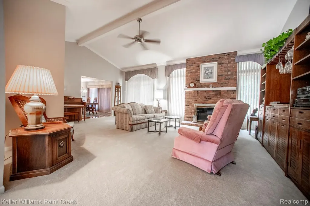 1447 Oakstone Drive Rochester Hills City MI 48309