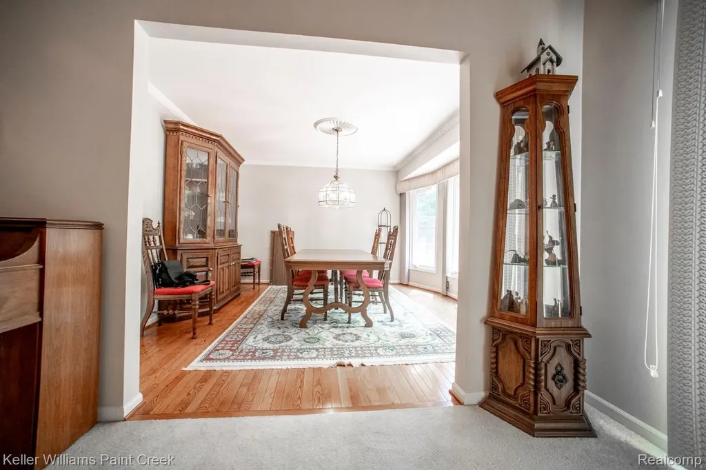 1447 Oakstone Drive Rochester Hills City MI 48309