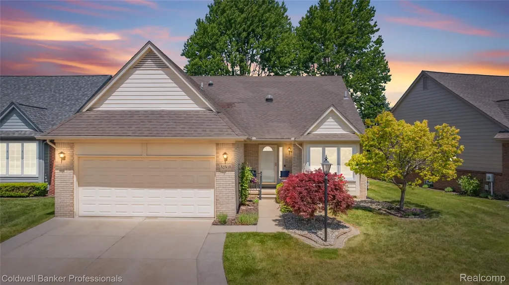 52505 Westcreek Drive Macomb Township MI 48042