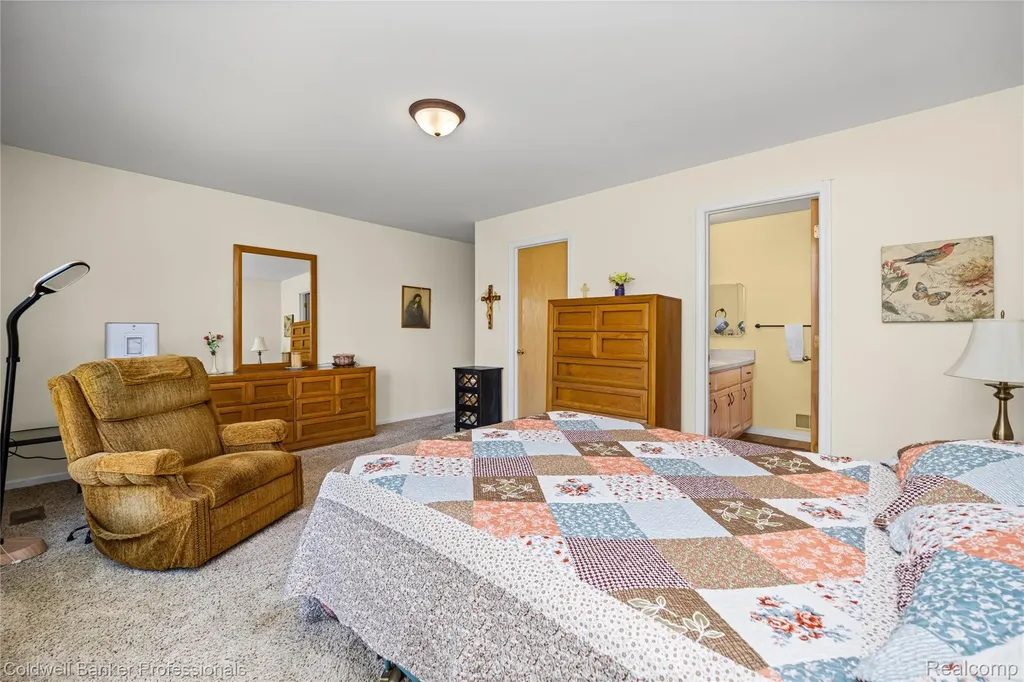 52505 Westcreek Drive Macomb Township MI 48042
