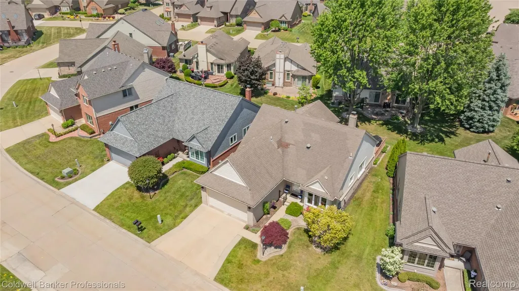 52505 Westcreek Drive Macomb Township MI 48042