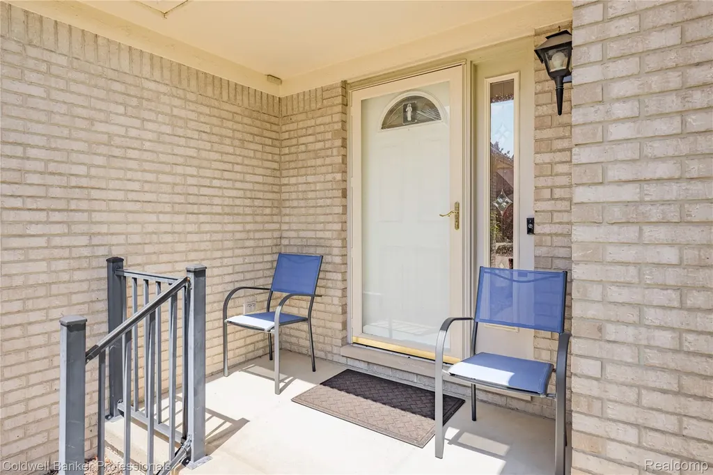 52505 Westcreek Drive Macomb Township MI 48042