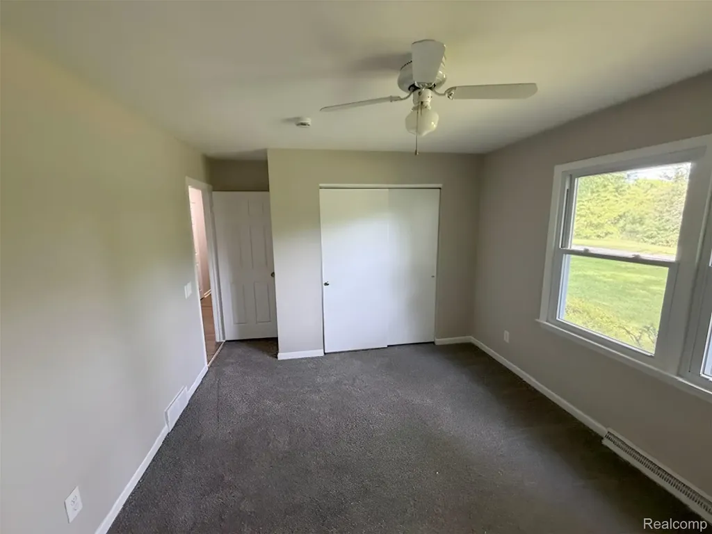 140 Darwin Road Putnam Township MI 48169