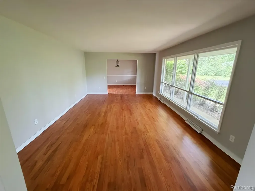 140 Darwin Road Putnam Township MI 48169