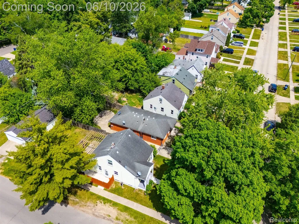 15509 Wakenden Redford Charter Township MI 48239
