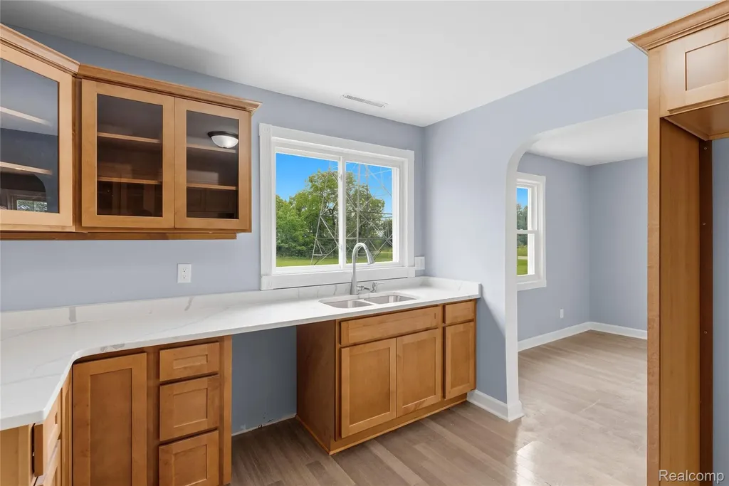 3241 E Frances Road Thetford Township MI 48420
