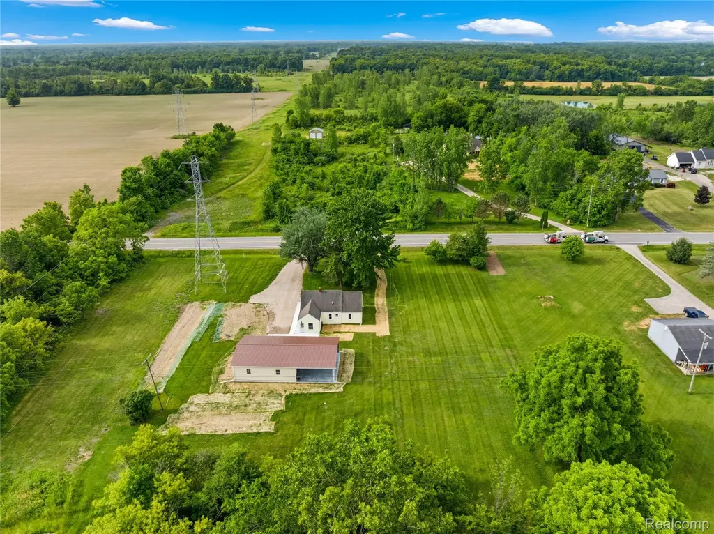 3241 E Frances Road Thetford Township MI 48420