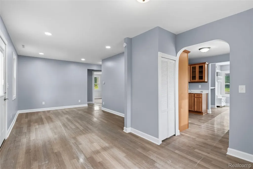 3241 E Frances Road Thetford Township MI 48420
