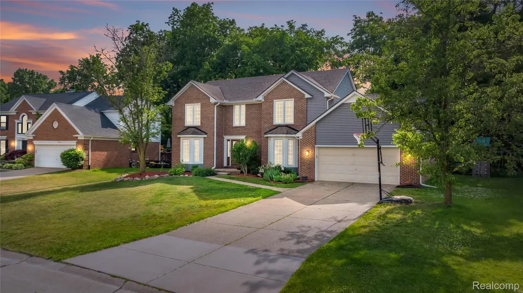 30975 Sunderland Drive Farmington Hills City MI 48331