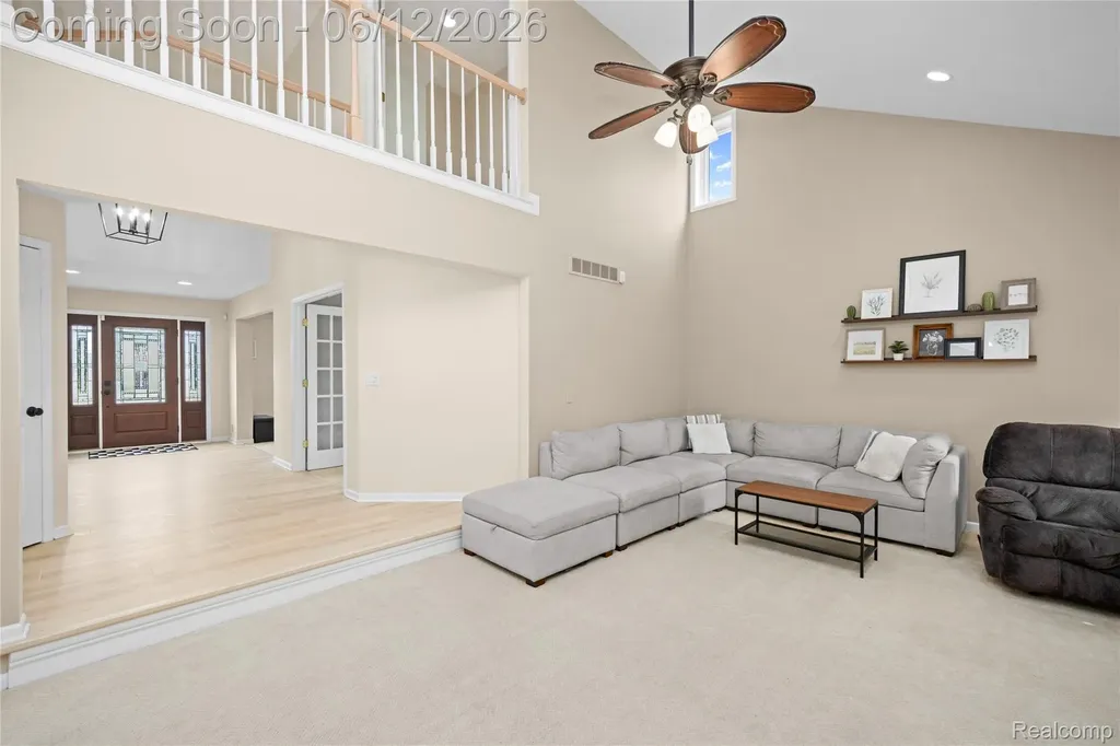 30975 Sunderland Drive Farmington Hills City MI 48331