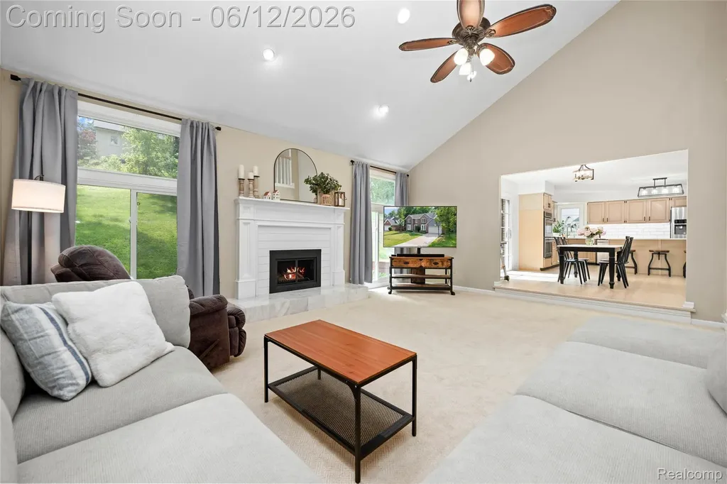 30975 Sunderland Drive Farmington Hills City MI 48331