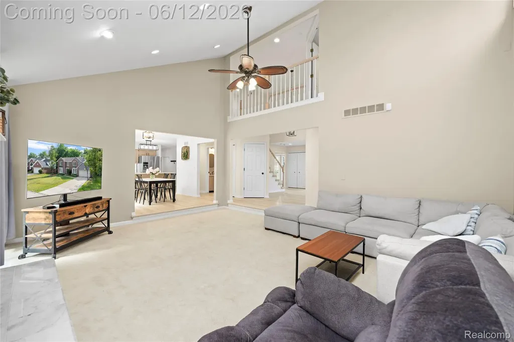 30975 Sunderland Drive Farmington Hills City MI 48331