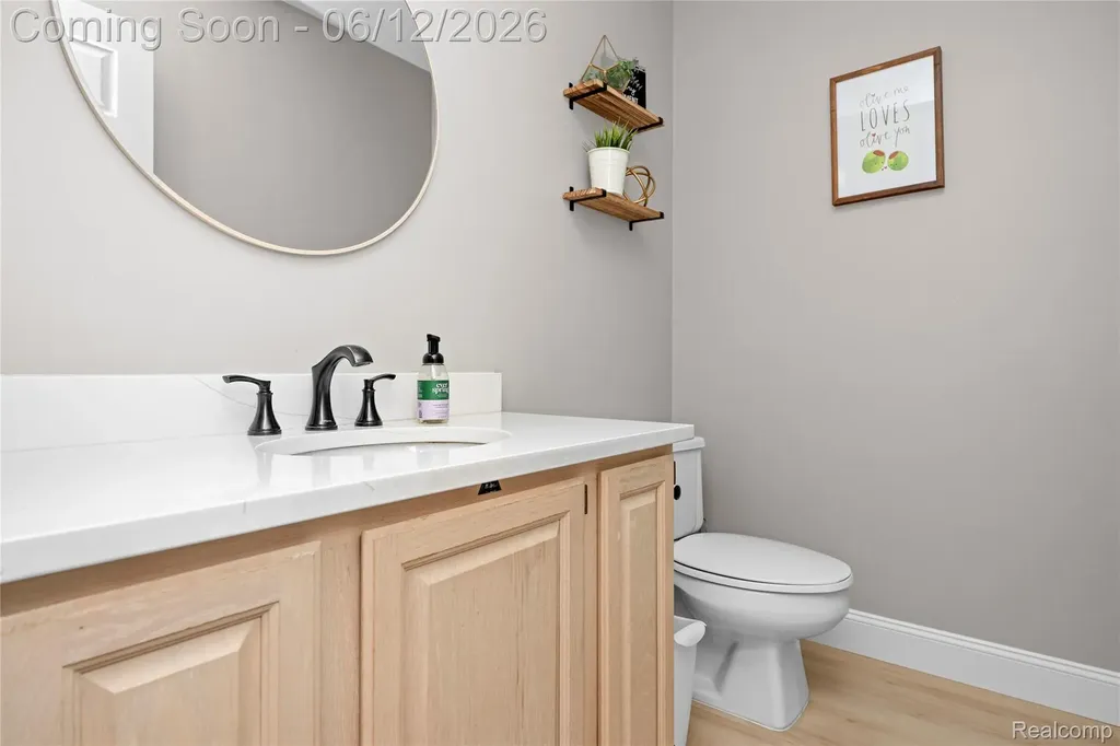 30975 Sunderland Drive Farmington Hills City MI 48331