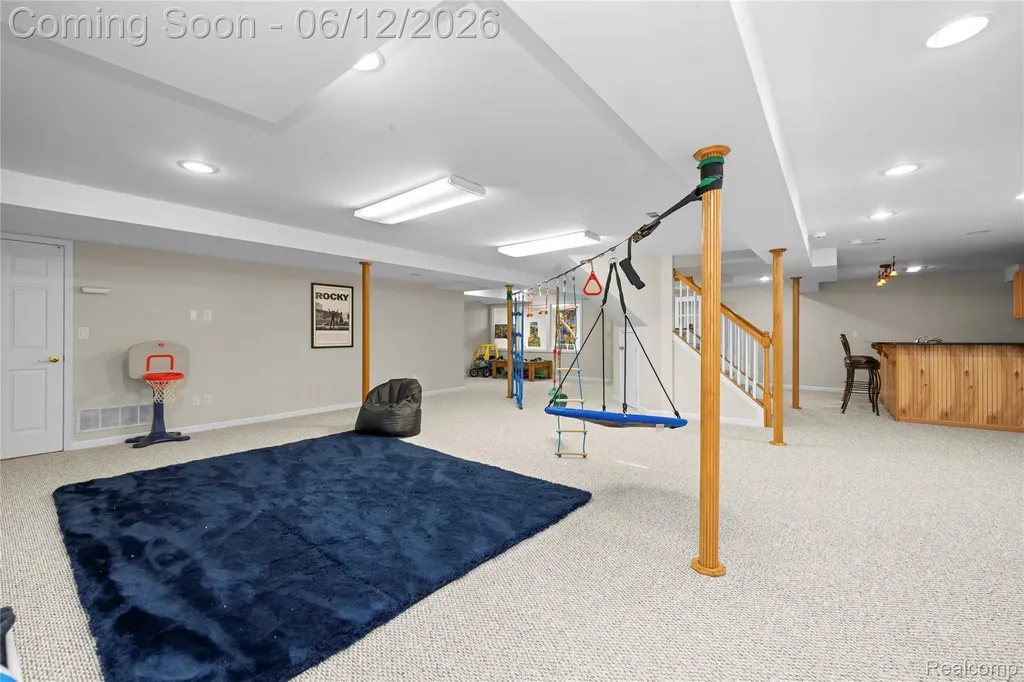 30975 Sunderland Drive Farmington Hills City MI 48331