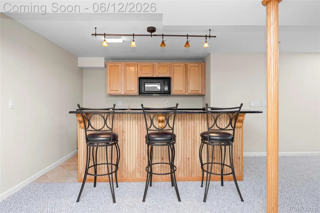 30975 Sunderland Drive Farmington Hills City MI 48331