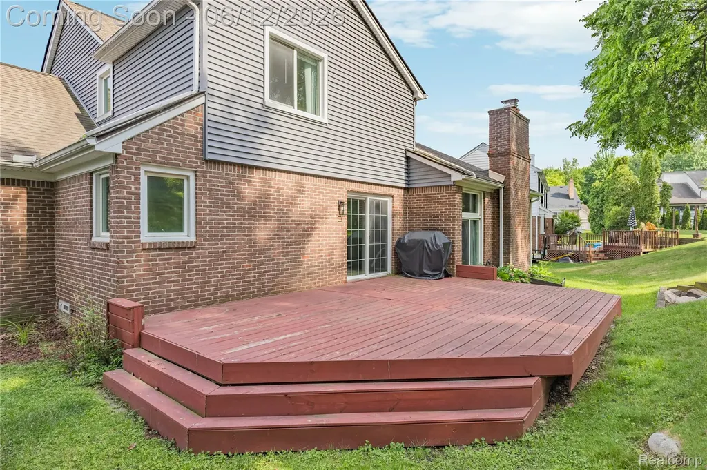 30975 Sunderland Drive Farmington Hills City MI 48331