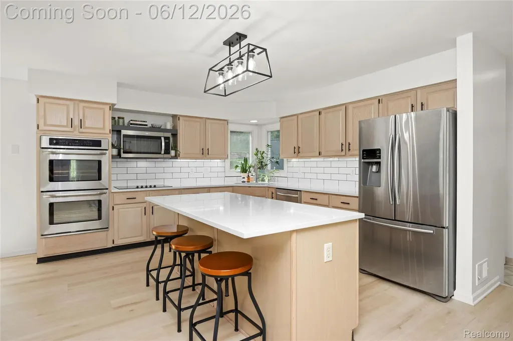 30975 Sunderland Drive Farmington Hills City MI 48331