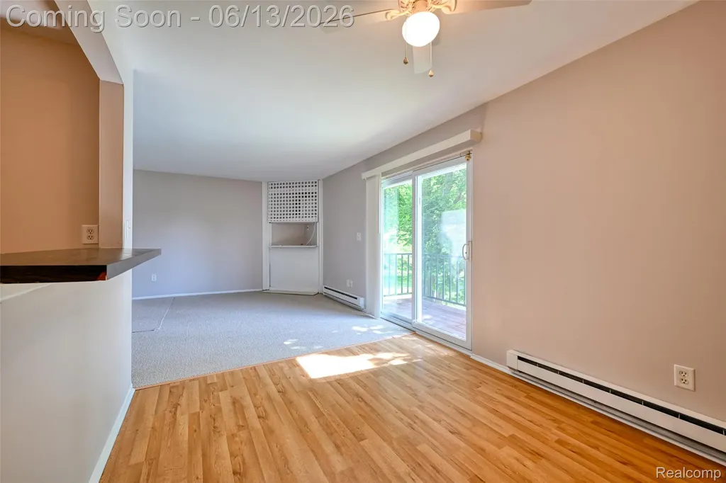 7592 Woodview Street Westland City MI 48185