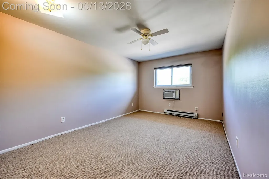 7592 Woodview Street Westland City MI 48185
