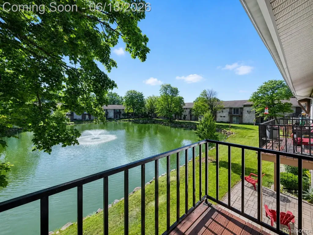 7592 Woodview Street Westland City MI 48185