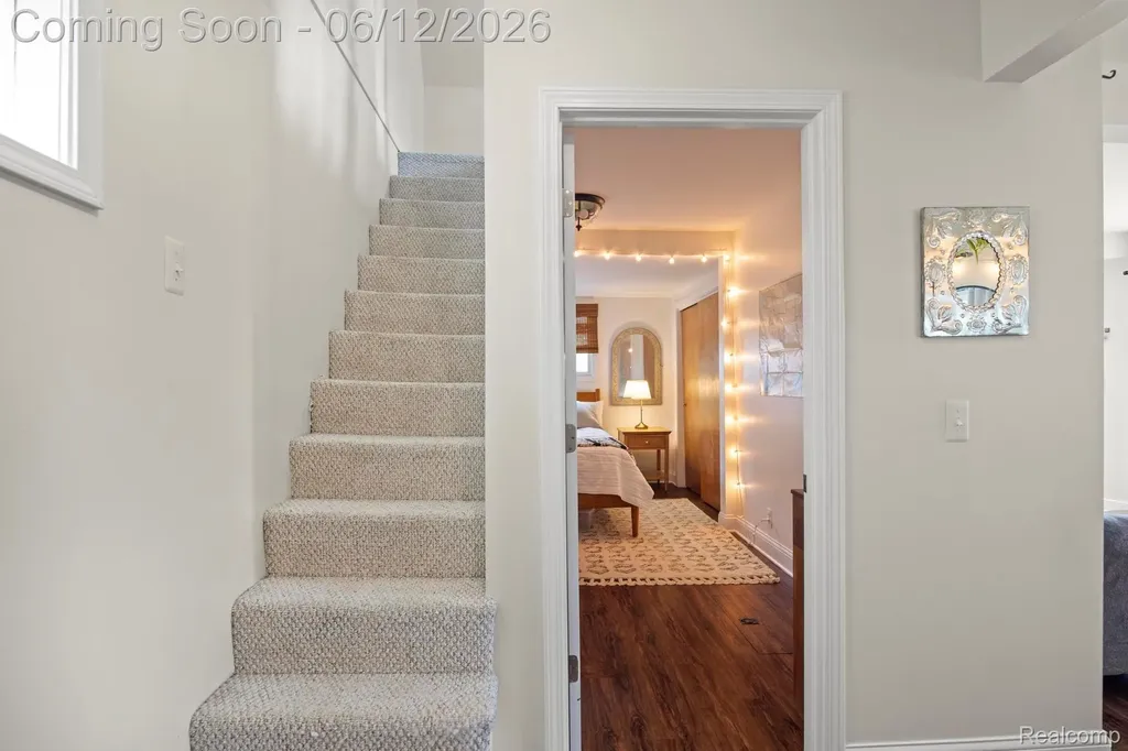 1808 Lombardy Highland Charter Township MI 48356