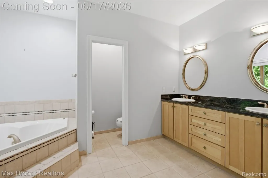 11910 Scott Road Springfield Charter Township MI 48350