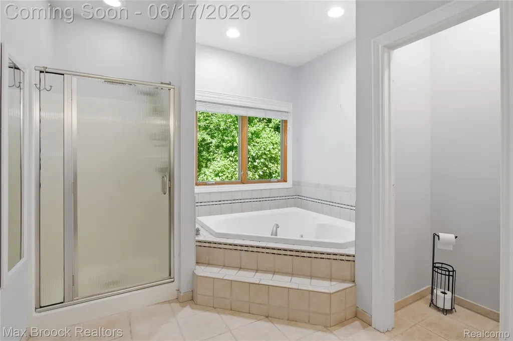 11910 Scott Road Springfield Charter Township MI 48350