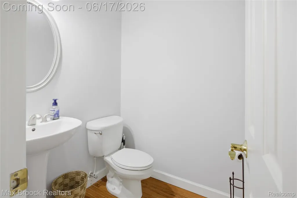 11910 Scott Road Springfield Charter Township MI 48350