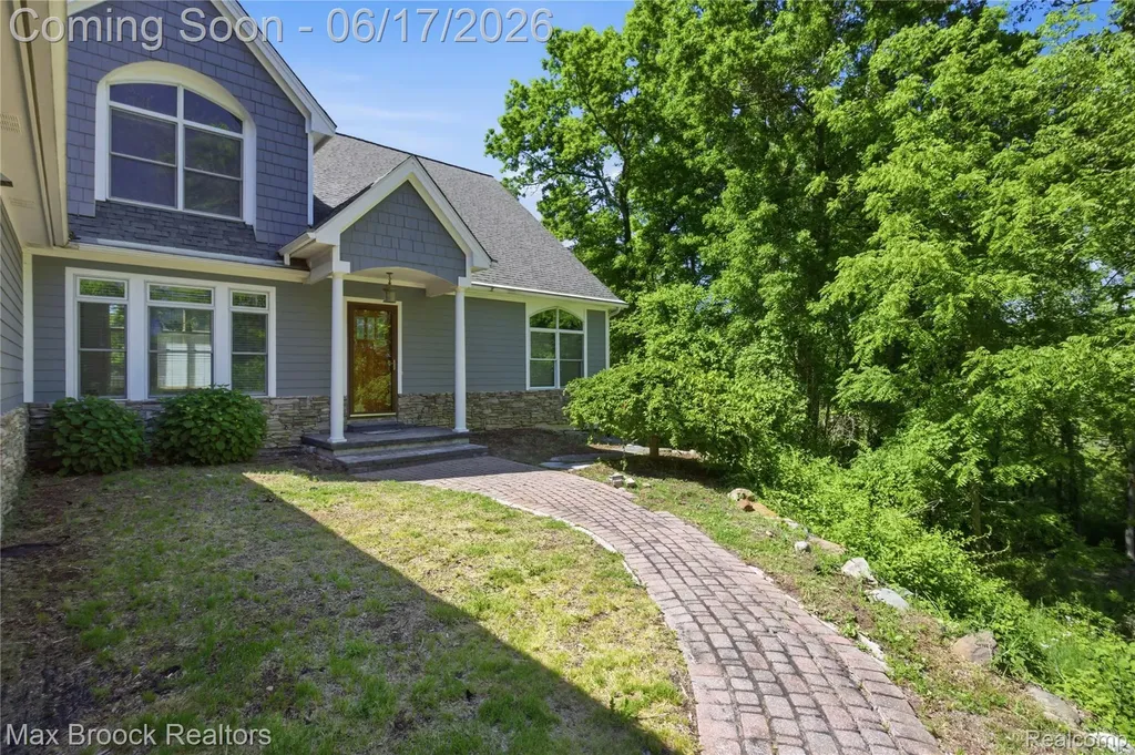11910 Scott Road Springfield Charter Township MI 48350
