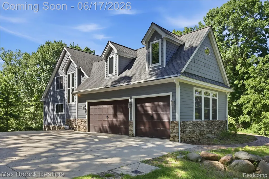 11910 Scott Road Springfield Charter Township MI 48350